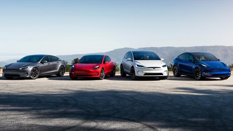 Tesla-cars_1