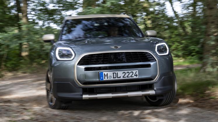 MINI-Countryman-C-2024_16