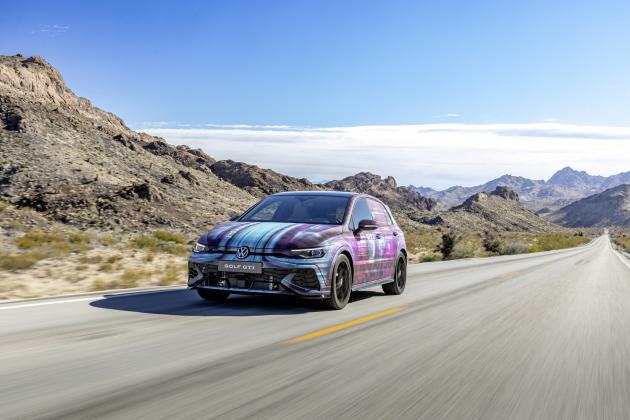 New-2024-VW-Golf-GTI-camo_5