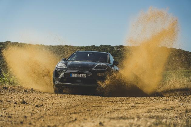 Porsche-Macan-EV-prototype_5