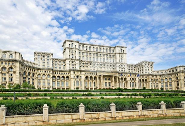 parliament-palace-casa-poporului-in-bucharest
