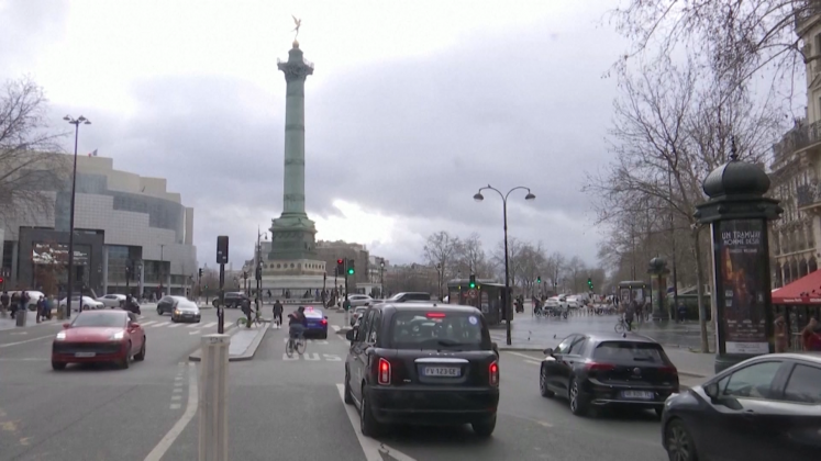 n580195v2_PARIS REFERENDUM .mxf.00_00_20_15.Still001