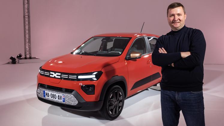 Dacia-Spring-Main