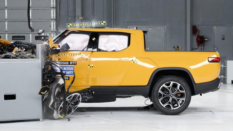 rivian-r1t-crash-test
