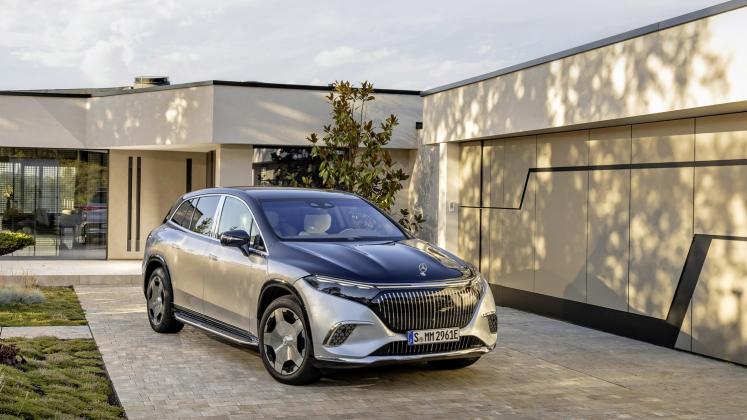 Mercedes-Maybach-EQS-680-SUV_4