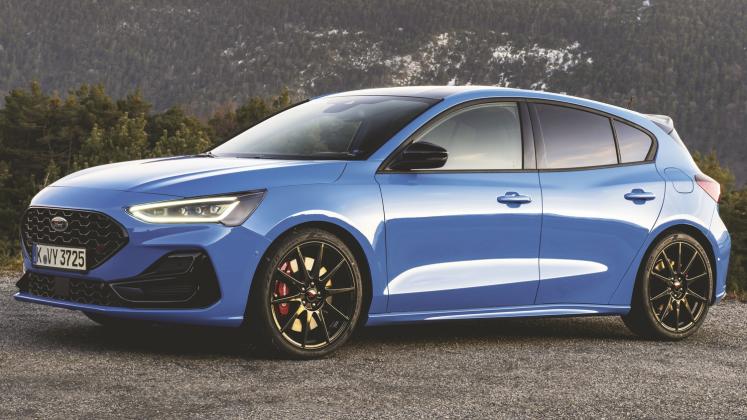 New-2024-Ford-Focus-ST-Edition_11