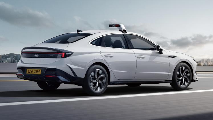 Hyundai-Sonata-Taxi_3