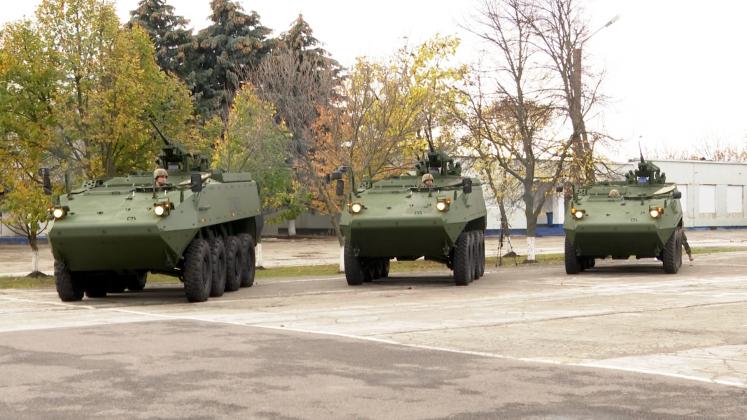 n648414v9_APLICATII ARMATA.mxf.00_01_17_01.Still001