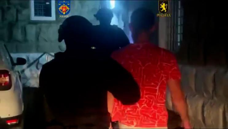 An-98fgqvr56Xmry21mfVZaRIMYrddQe69em5j5KVTJaDh2EfsYpRQwll7pzL3Mbo4NvukuHS0DACM6RqelhjNIa.mp4.00_01_09_13.Still001