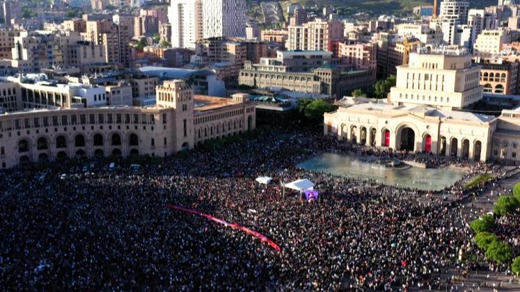 n650919v6_ARMENIA PROTESTE.mxf.00_00_05_01.Still001
