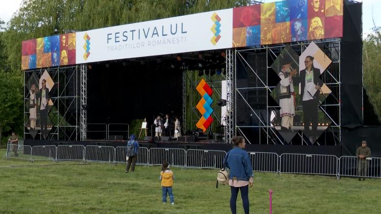 n656595v11_COMERCIAL FESTIVAL.mxf.00_00_37_01.Still001