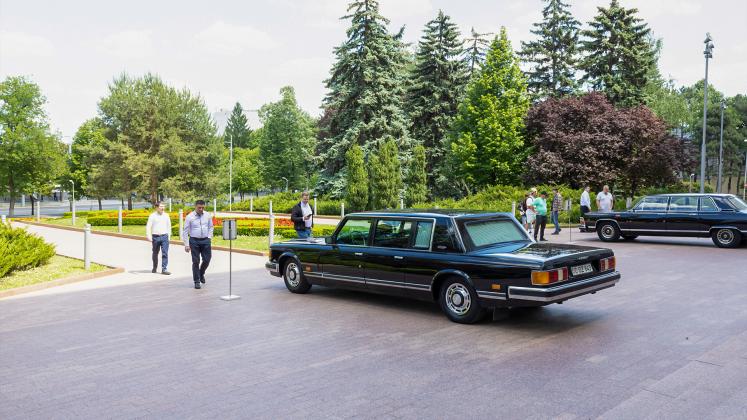 Mașini retro