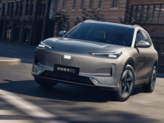 New-2024-Geely-Galaxy-E5_1