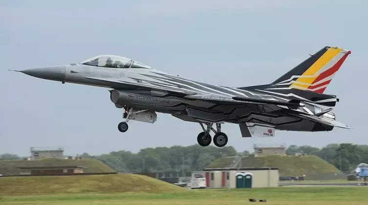 бельгия_F16