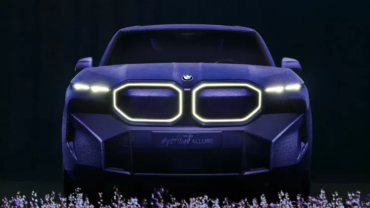 BMW-XM-Mystique-Allure-2024_2