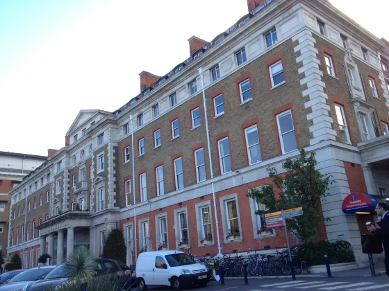 King's_College_Hospital1