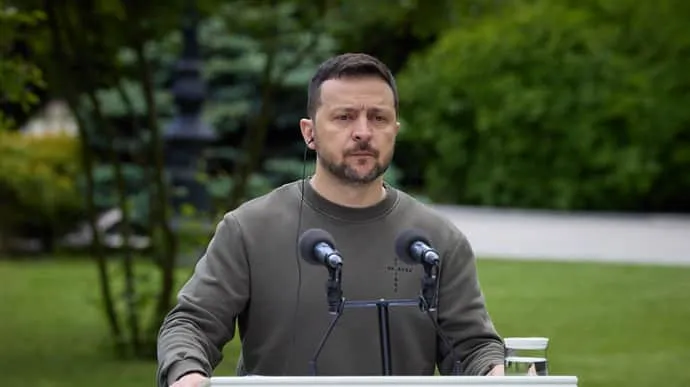 f7e1c26-zelenskyj1300_690x387