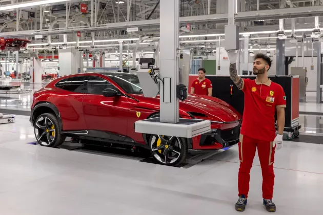 New-2024-Ferrari-E-building_17