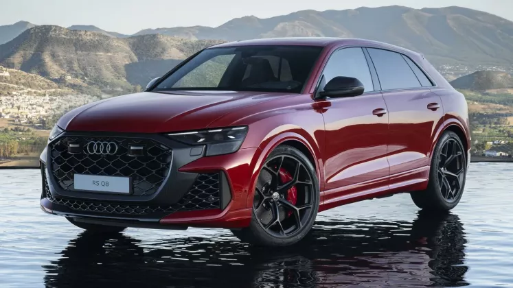 New-2024-Audi-RS-Q8-performance_5