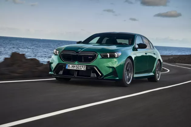 New-2024-BMW-M5-Sedan_7