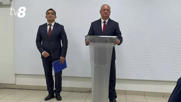 Alexandr Stoianoglo Igor Dodon