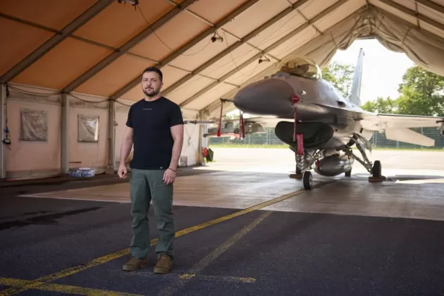 Zelenski-F-16