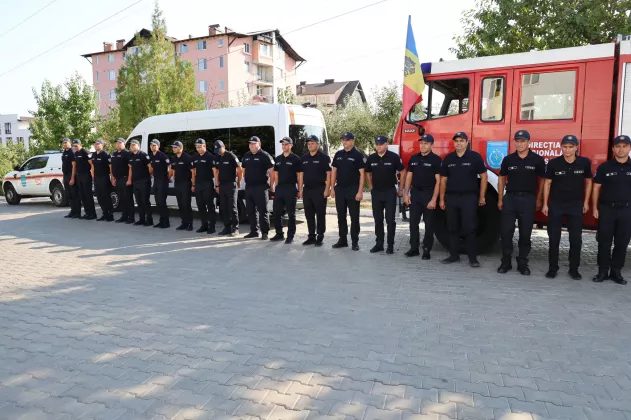 пожарные