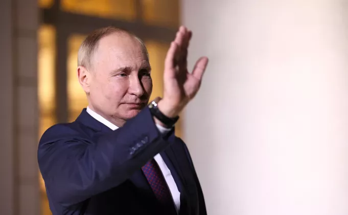 Putin salut
