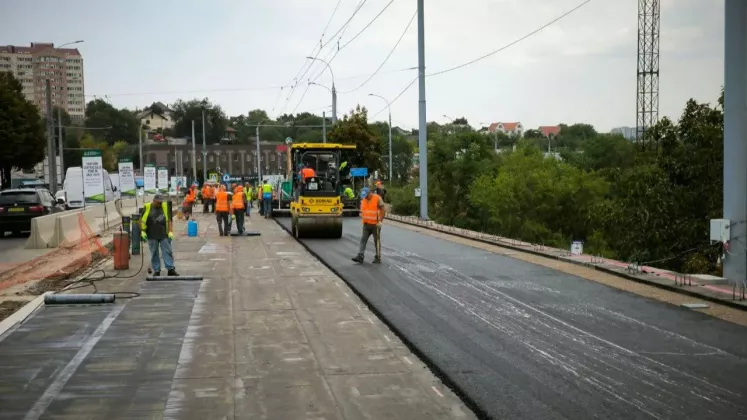 asfalt pod viteazu l