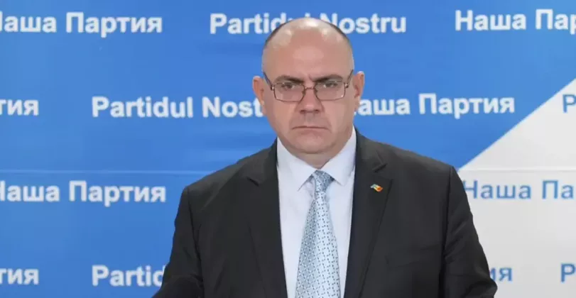 Александр Петков