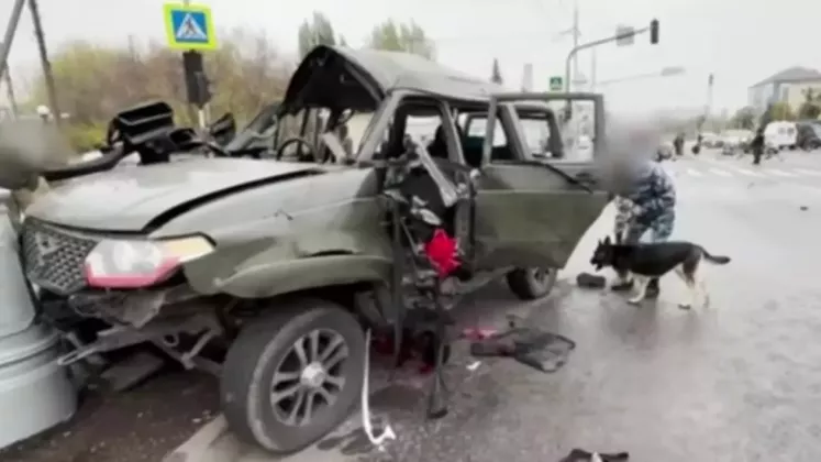 maior-rus-ucis-in-urma-exploziei-masinii-sale-in-lugansk-foto-hur