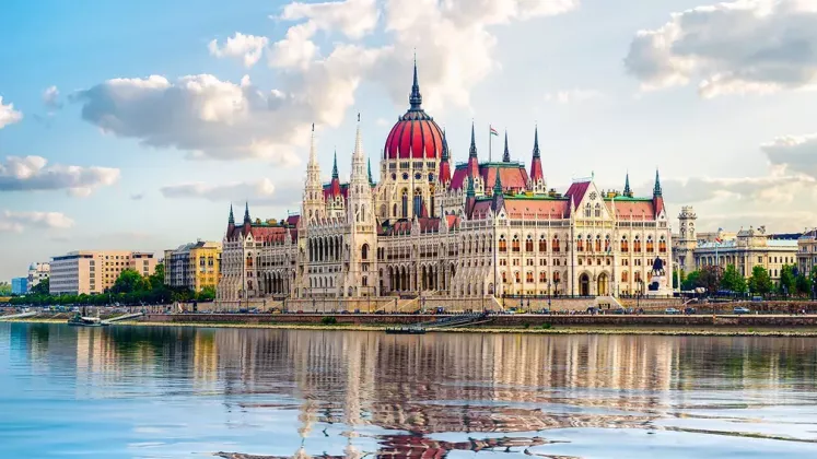 A-Guide-to-Luxury-Travel-in-Budapest