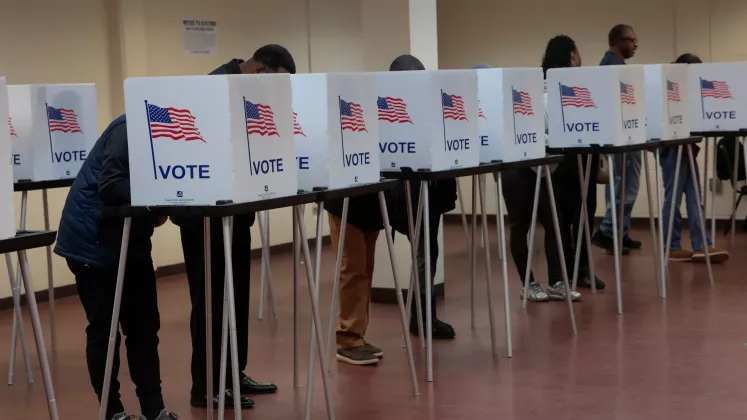 76045405007-20241103-t-231053-z-1744691646-rc-2-wxaaolso-1-rtrmadp-3-usaelectionmichigan