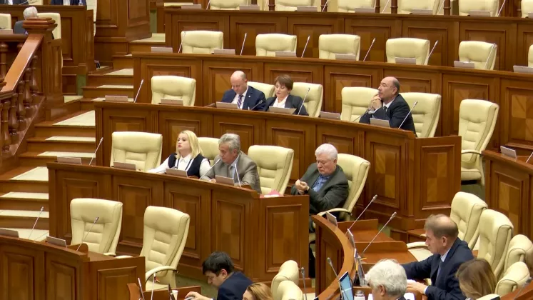 n773751v44_DEPUTAȚI REMANIERI.mxf.00_01_01_14.Still001