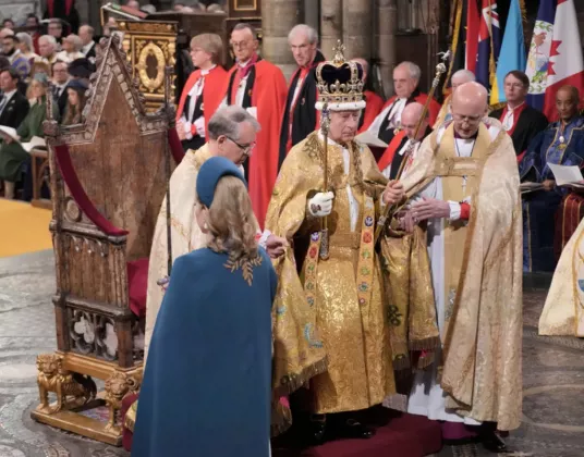 2023-05-06T112534Z_1292844346_RC2ZS0AUYUJX_RTRMADP_3_BRITAIN-ROYALS-CORONATION-1024x802