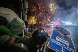 A doua noapte de proteste în Georgia, după ce guvernul a înghețat negocierile de aderare la UE: Peste 100 de reținuți