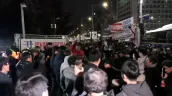 /VIDEO/ Lege marțială în Coreea de Sud: Blindate surprinse pe străzile din Seul și Parlamentul sub asediu