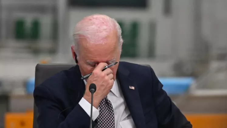 biden sleeping