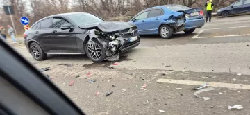 /FOTO/ Accident violent în Chișinău. Cu ce detalii vine Poliția