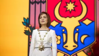 /VIDEO/ Maia Sandu a depus jurământul pentru noul mandat de președinte: Acrostihul din discurs, florile mamei și mesajul pentru cetățeni