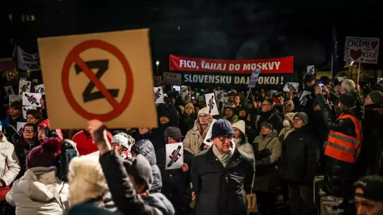 protest-la-bratislava-fata-de-politica-externa-a-lui-robert-fico-foto-david-istok-aktuality-sk