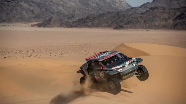dakar dacia (2)