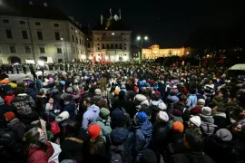 „Nu unui cancelar de extremă dreapta”! Zeci de mii de oameni au manifestat pe străzile de la Viena