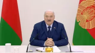 Лукашенко: "Никто в России на независимость Молдовы претендовать не будет. Общей границы нет"