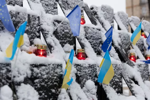 украина