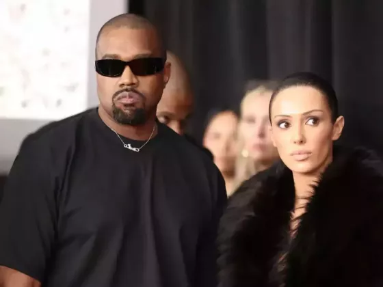 bianca-censori-grammy-outfit-kanye-west