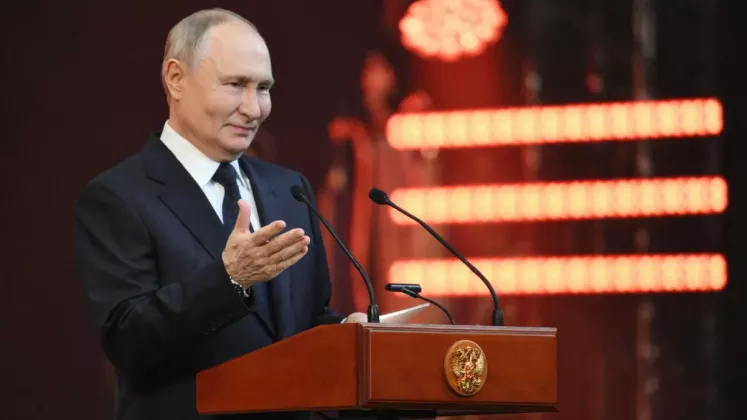 pentru-ca-rusia-a-fost-exclusa-de-la-eurovision-putin-va-organiza-din-nou-intervision-si-romania-a-participat-in-perioada-comunista-950042
