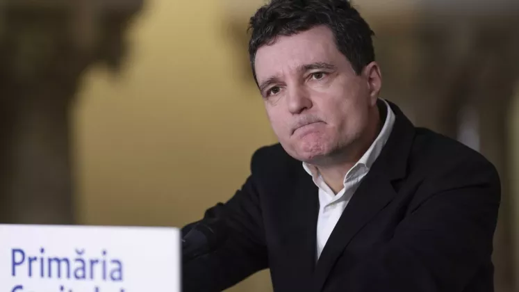 nicusor dan