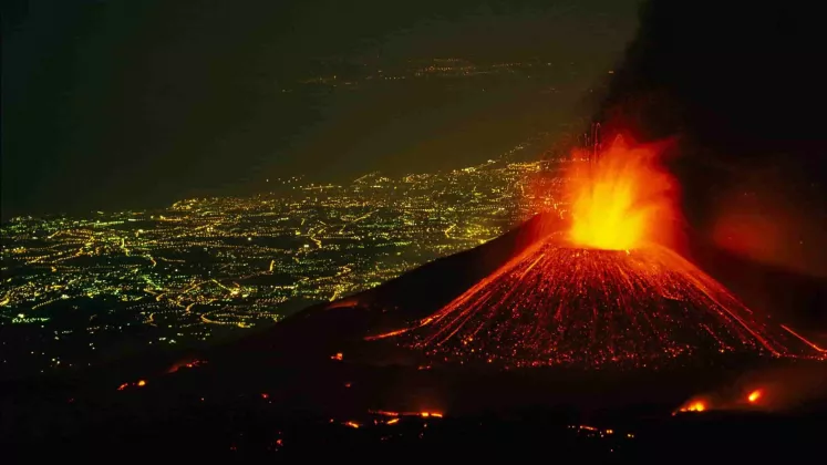 vulkan-etna-min
