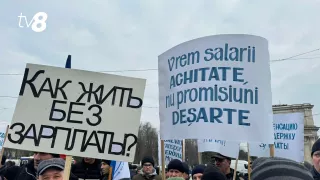 /ФОТО/ Молдавские железнодорожники вышли на протест. Они потребовали выплатить зарплаты